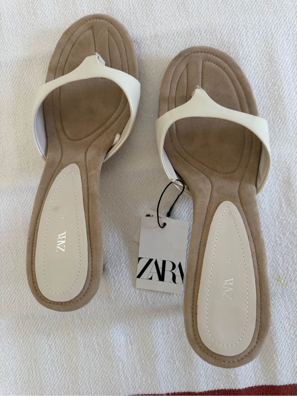 ZARA White Toe-Post Suede-Trim Slide Sandals